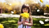 pic for Sweet Child With Yellow Flower Bouquet 